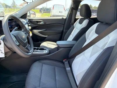 2026 Chevrolet Trax — photo 14 view