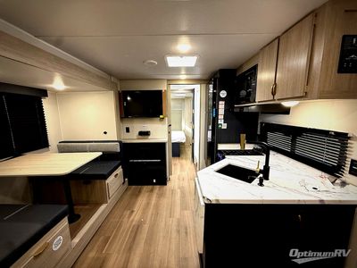 2026 East to West Acclaim - Photo 4