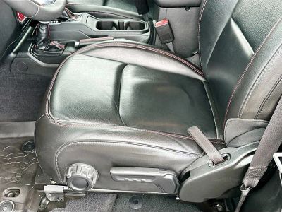 2023 Jeep Wrangler — photo 19 view