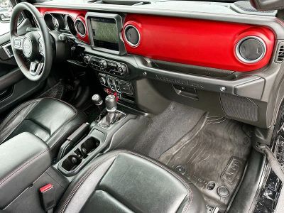 2023 Jeep Wrangler — photo 28 view
