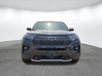 2022 Ford Explorer - Photo 3