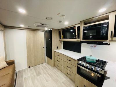 2026 Grand Design Imagine XLS - Photo 19