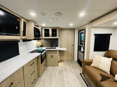 2026 Grand Design Imagine XLS - Photo 4