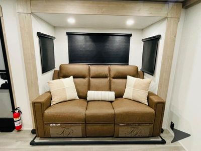 2026 Grand Design Imagine XLS - Photo 6