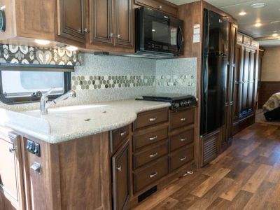 2018 Newmar BAY STAR - Photo 6