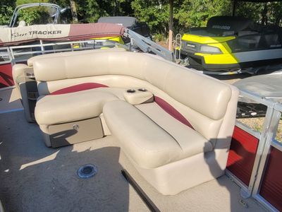 2013 Sun Tracker PARTY BARGE 254 XP3 - Photo 9