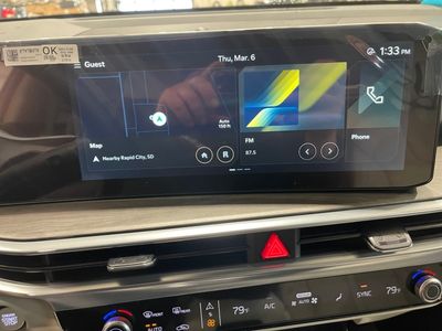 2025 Kia Sorento — photo 11 view