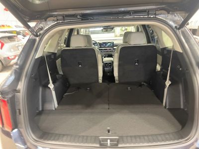 2025 Kia Sorento — photo 17 view