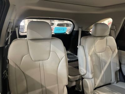 2025 Kia Sorento — photo 14 view
