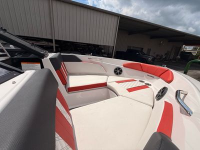 2016 Glastron GTS 207 - Photo 49