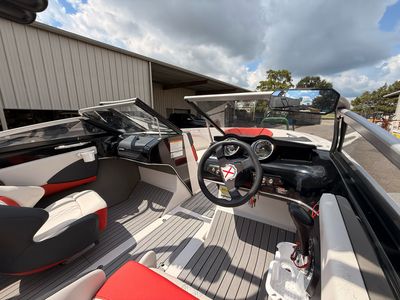 2016 Glastron GTS 207 - Photo 46