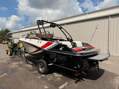 2016 Glastron GTS 207 - Photo 5