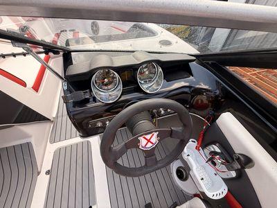 2016 Glastron GTS 207 - Photo 20