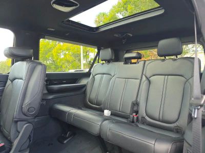 2026 Jeep Grand Wagoneer L — photo 7 view