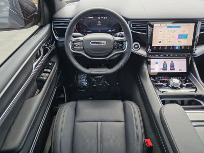 2026 Jeep Grand Wagoneer L — photo 12 view