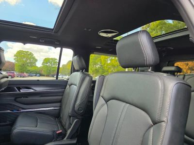 2026 Jeep Grand Wagoneer L — photo 8 view