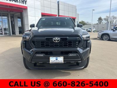 2025 Toyota Tacoma i-FORCE MAX - Photo 4