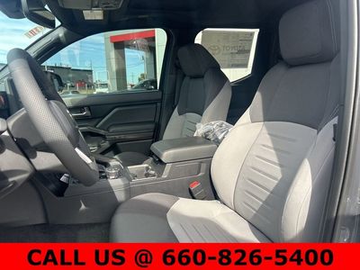 2025 Toyota Tacoma i-FORCE MAX - Photo 13