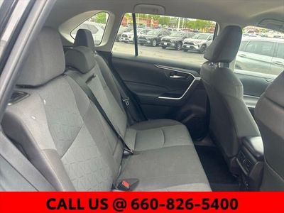 2025 Toyota RAV4 - Photo 24