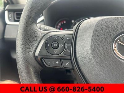 2025 Toyota RAV4 - Photo 30