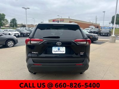 2025 Toyota RAV4 - Photo 7