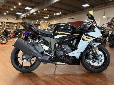 2026 Kawasaki Ninja ZX-6R ABS - Photo 5