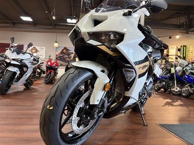 2026 Kawasaki Ninja ZX-6R ABS - Photo 8
