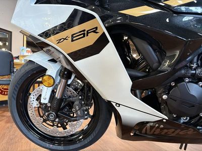 2026 Kawasaki Ninja ZX-6R ABS - Photo 9