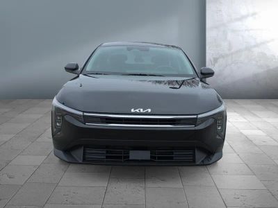2026 Kia K4 — side profile view