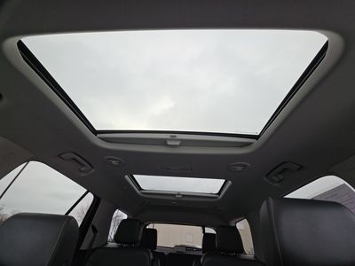 2020 Chevrolet Traverse - Photo 24