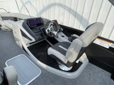 2026 Barletta Lusso L25UCA - Photo 15