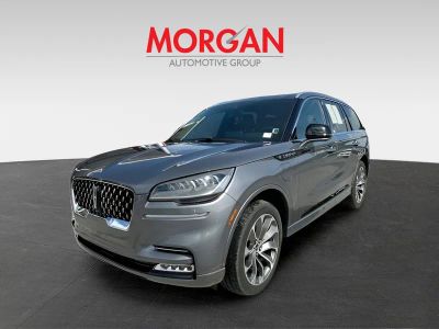 2022 Lincoln Aviator — interior view