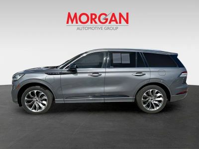 2022 Lincoln Aviator — detail view
