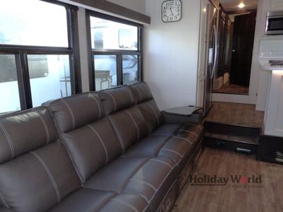 2023 Jayco Seismic Luxury Series - Photo 5