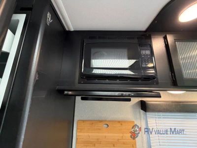 2021 Forest River RV Cherokee Grey Wolf — photo 17 view