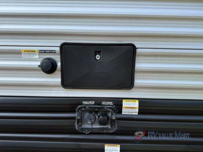 2021 Forest River RV Cherokee Grey Wolf — photo 7 view