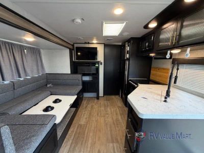 2021 Forest River RV Cherokee Grey Wolf — photo 11 view