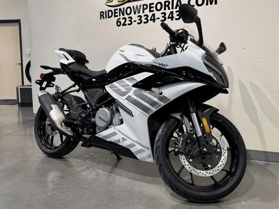 2026 CFMOTO 300SS - Photo 2