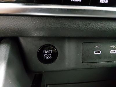 2024 Nissan Rogue — photo 17 view