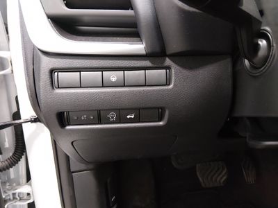 2024 Nissan Rogue — photo 13 view