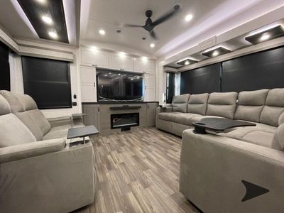 2025 Jayco North Point - Photo 15