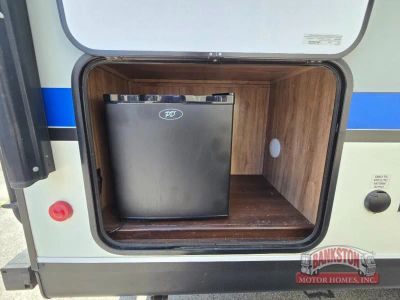 2019 Jay Feather 24RL — interior view