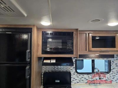 2019 Jay Feather 24RL — photo 14 view