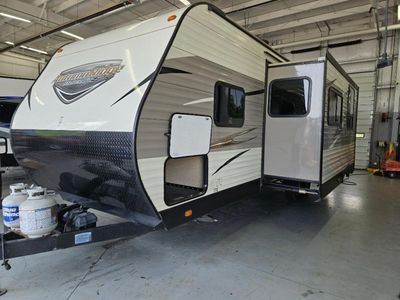 2017 Starcraft Autumn Ridge - Photo 2