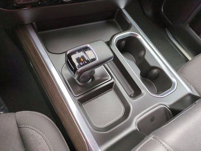 2024 Chevrolet Silverado 1500 — photo 15 view