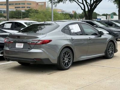 2026 Toyota Camry - Photo 4