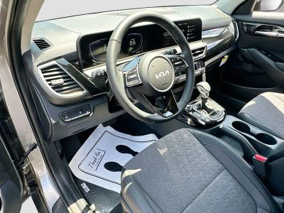 2026 Kia Seltos — photo 9 view