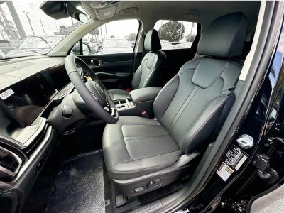 2025 Kia Sorento — photo 19 view