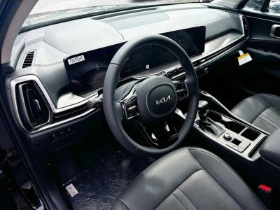 2025 Kia Sorento — photo 9 view