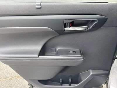 2020 Toyota Highlander - Photo 21